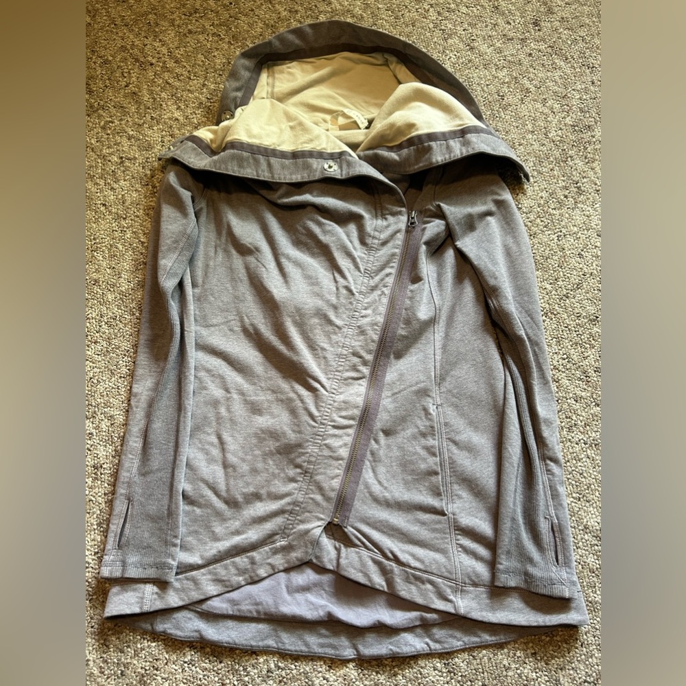 Lululemon sweater/wrap